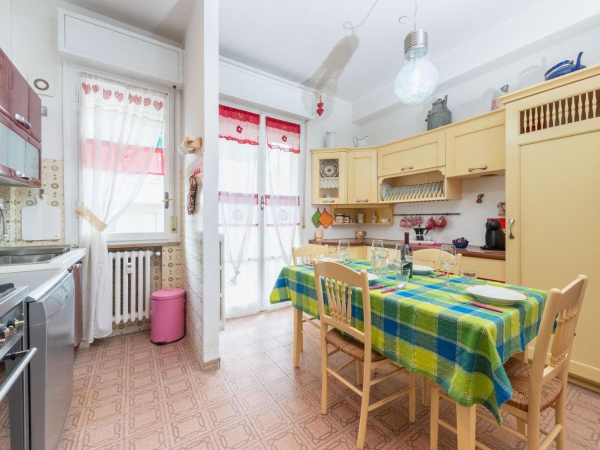 Flaminia Bright & Roomy Apartment Pesaro Dış mekan fotoğraf